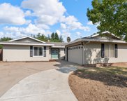 2556 Clearlake Way, Sacramento image