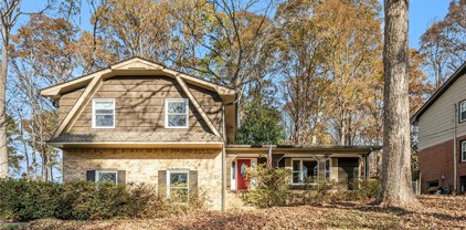 4366 Candler Lake East Ne, Brookhaven