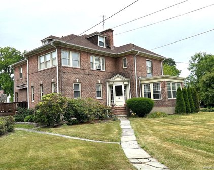 90 Woodland Avenue, New Rochelle