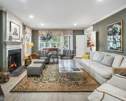 509 Lloyds Ln, Alexandria