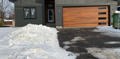 355 County Road B  E, Maplewood