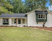 405 Half Moon Bend, Birmingham image