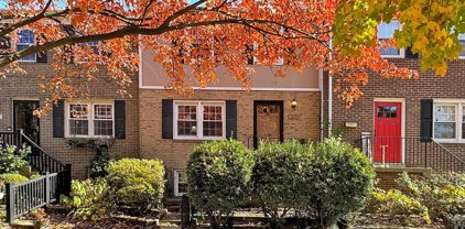 1615 Hancock Ave, Alexandria
