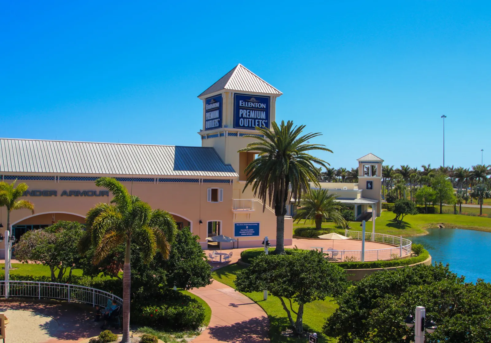 Ellenton Premium Outlets shopping and dining