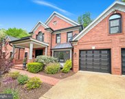 12112 Vale Rd, Oakton image