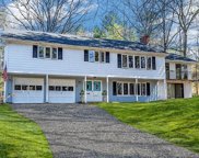 6 Olde Lantern Road, Bedford image