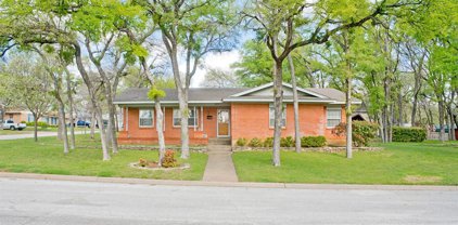 401 Mccormick  Court, Euless