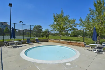 Seven Oaks Odenton kiddie pool