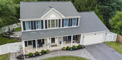9715 Bridgewater Ct, Ellicott City
