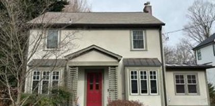 4905 Cumberland Ave, Chevy Chase