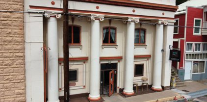 8 Naco, Bisbee