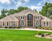 12850 Thornhill  Court, Town and Country image