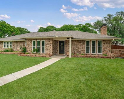2812 Canyon Valley  Trail, Plano