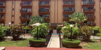 1800 W 54th St Unit #302, Hialeah