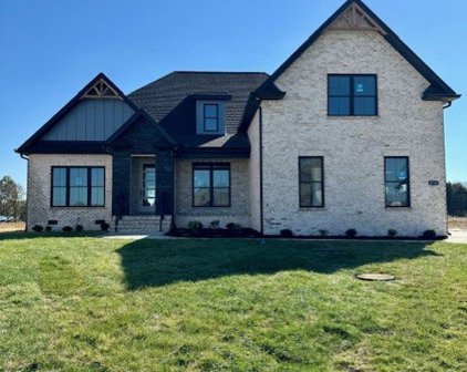 2731 Congress Dr, Murfreesboro