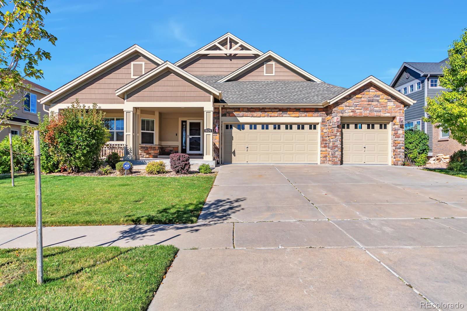 Blackstone Country Club neighborhood 8129 S Country Club Parkway