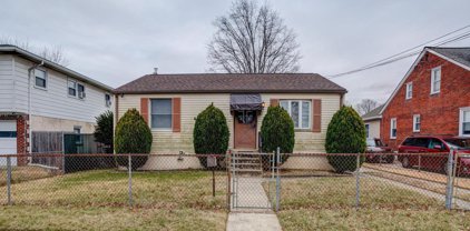239 Seneca   Street, Essington