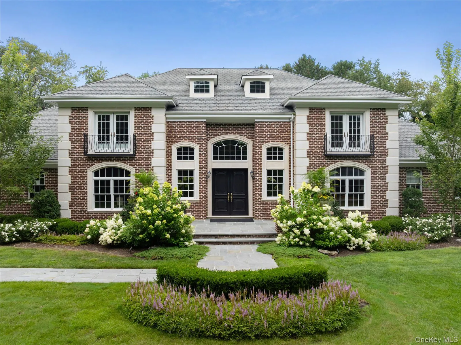 Exterior of 898 Chicken Valley Road, Matinecock, NY 11560