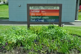 lakeridge playground