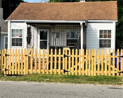 2407 Columbus Avenue, Central Portsmouth