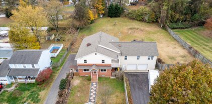 1198 Hunter Rd, Pasadena