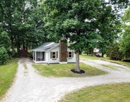 105 Runnymead Dr, Springfield image