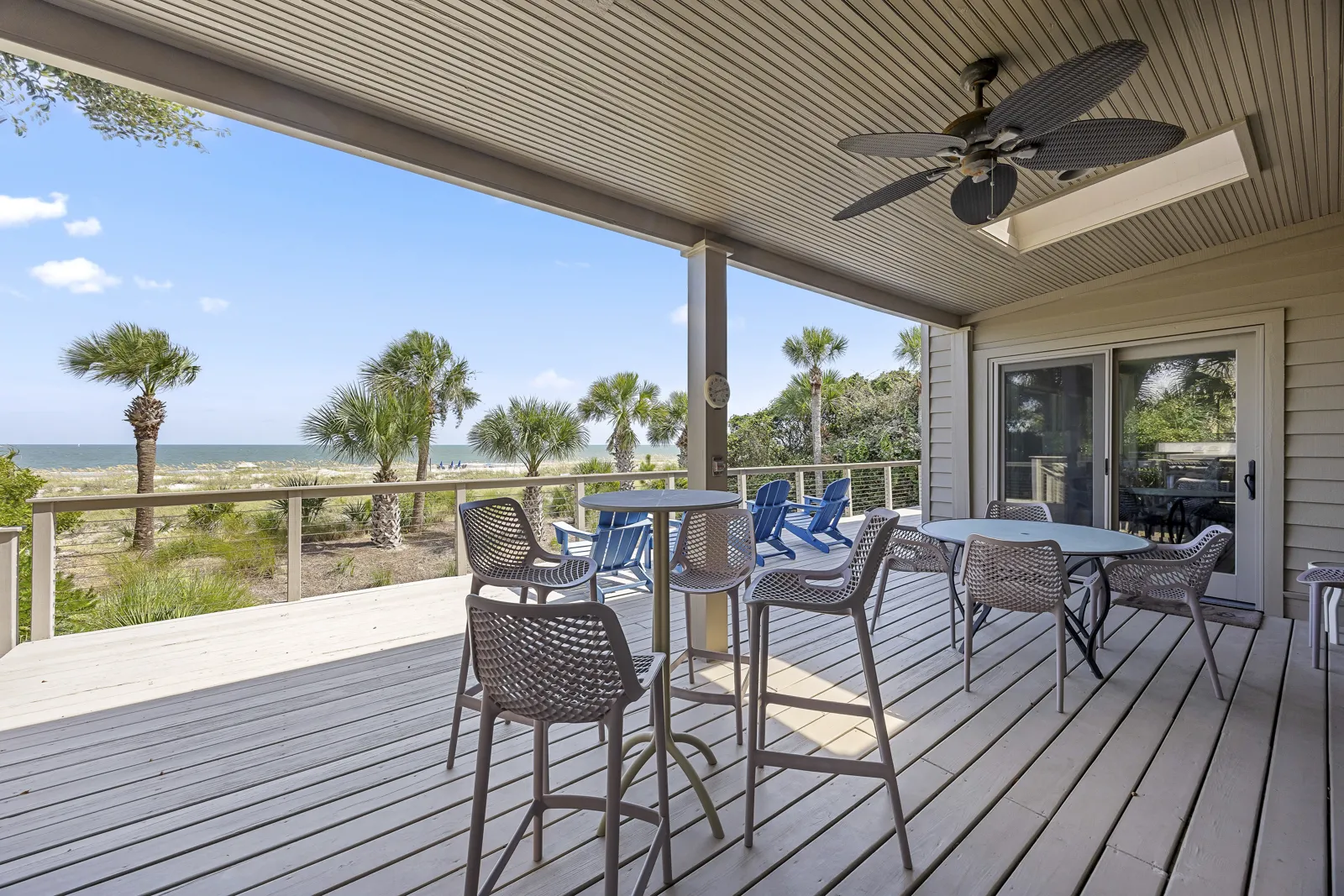 Outdoor living space at 8 Dinghy