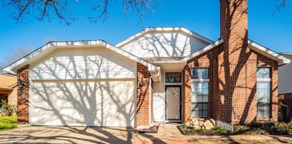 2504 Galemeadow  Drive, Fort Worth