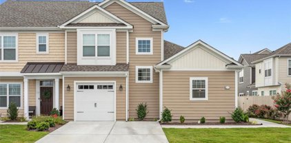1917 Dobson Court, South Chesapeake