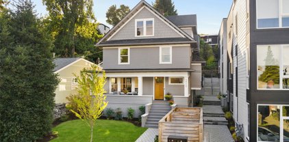 3417 9th Avenue W Unit #A, Seattle