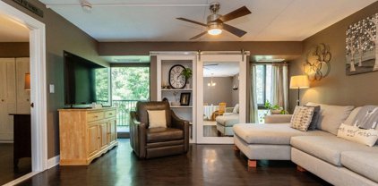 55 Tall Oaks Dr Unit 503, Weymouth