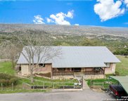 355 Mountain Creek Rd, Pipe Creek image