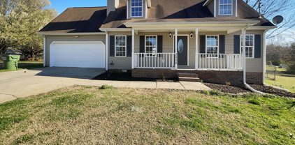 2806 Meadowhill Dr, Murfreesboro
