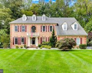 12 Hunt Club Ct, Edgewater image