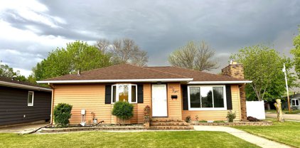608 9th Avenue SW, Valley City