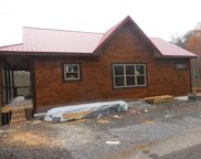 2253 Beach Front Drive, Sevierville image