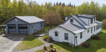 94 Carleton Hill Road, Colebrook