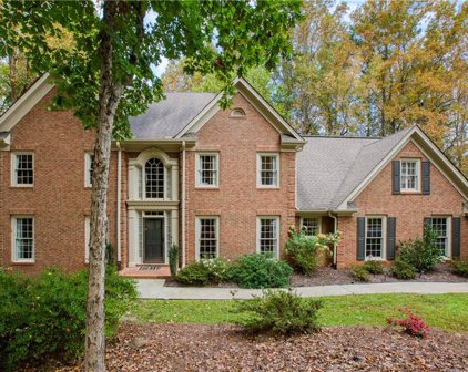 340 Spindle Court, Sandy Springs