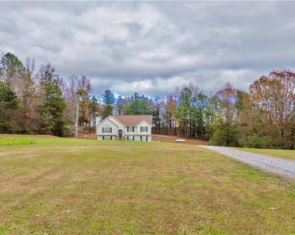 7672 Lula Road, Lula