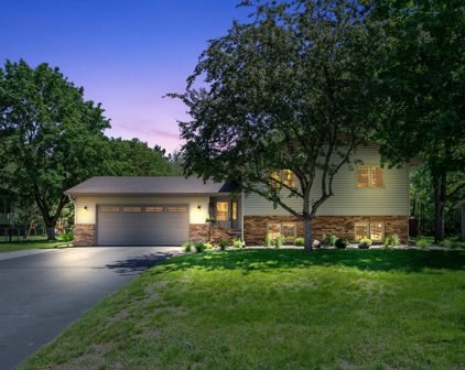 8365 Greenwood Drive, Mounds View