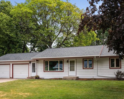 232 Aurora Lane, Circle Pines