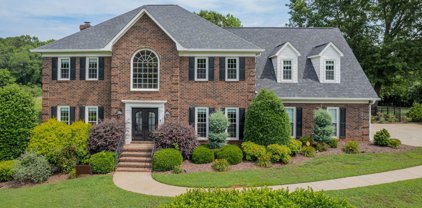 2056 Meadow Run  Drive, Matthews