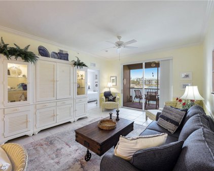 16605 Lake Circle Drive Unit 325, Fort Myers