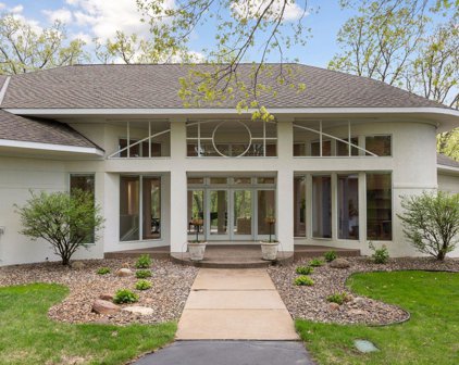 5 Brainard Way, North Oaks