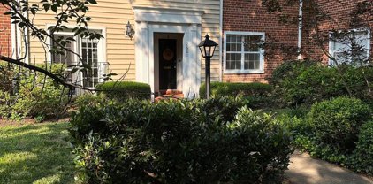 2661 S Walter Reed Dr Unit #C, Arlington