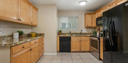 2528 White Oak Pl Unit 3, Escondido