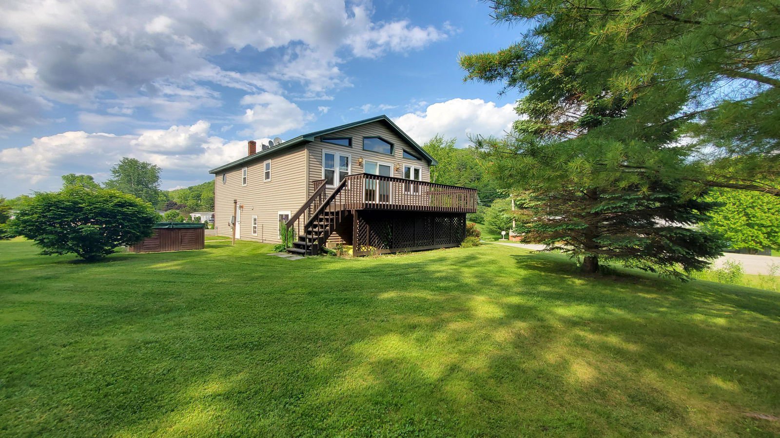 21 Railroad Drive, Sabattus, 04280