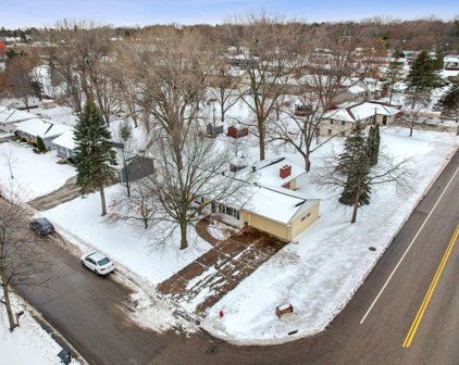698 17th Avenue NW, New Brighton