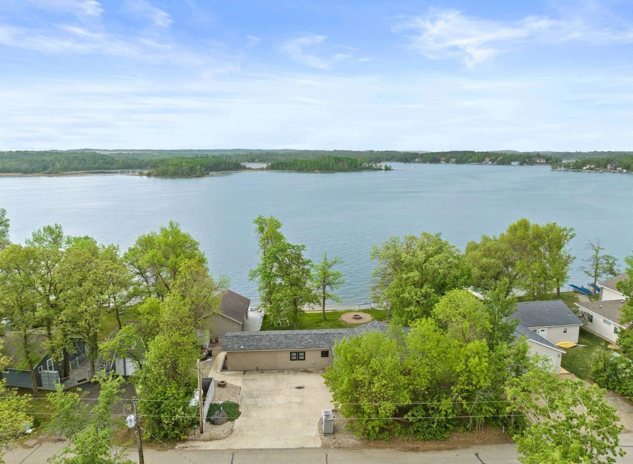 930 Westergard Rd, Lake Metigoshe, 58318