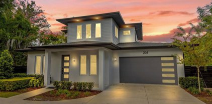 201 Sandspur Road, Maitland